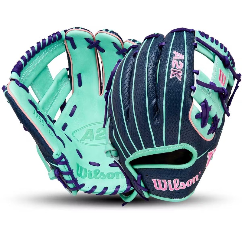 Wilson Fall 2025 A2K 1786 SuperSkin Model 11.5″ Infield Baseball Glove THROWS RIGHT