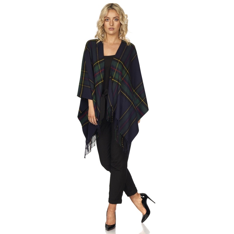 Women’s Fringed Shawl in Plaid Design Green and Navy Plaid – Women’s Fringed Shawl