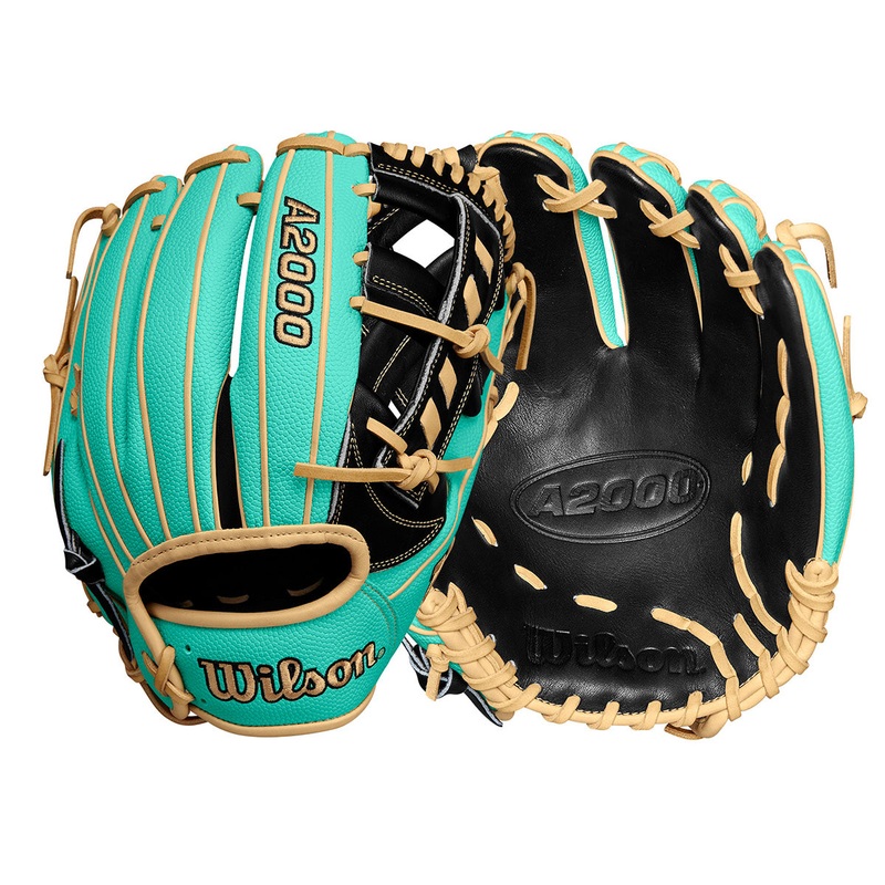 Wilson Spring 2025 A2000 1716 Super Skin Model 11.5″ Baseball Infield Glove THROWS RIGHT