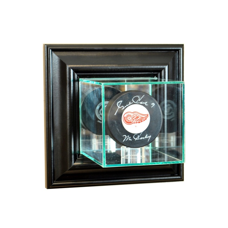 Wall Mounted Single Hockey Puck Display Case with Mirrors